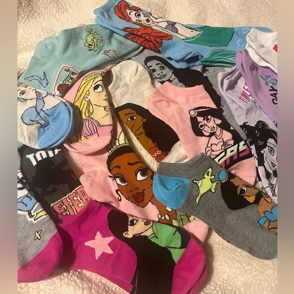 🤩NBW: Disney Socks - Picture 3 of 3